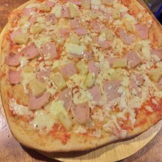 Pizza Hawaiana (30 Cm.)