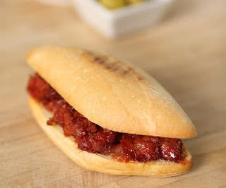 Tostada Con Chorizo Picante