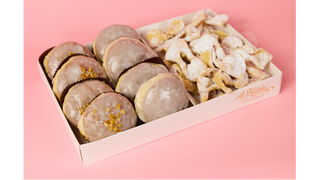 BOX KARNAWAŁOWY RÓŻA & ŚLIWKA