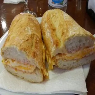 Bocadillo Tortilla Francesa