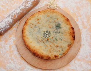 ფხლოვანა ყველით 6 ნაჭრიანი