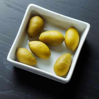 Італійські зелені оливки