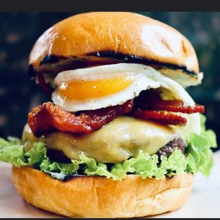 Egg cheese burger 