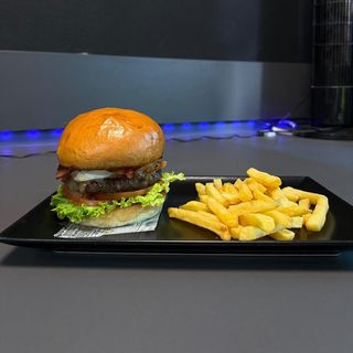 Hamburguesa Clásica