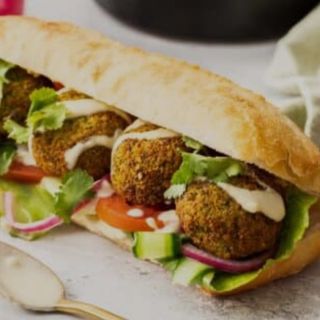 Bocadillo de falafel