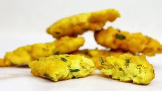 TORTILLITAS DE BACALAO (5 pzas)