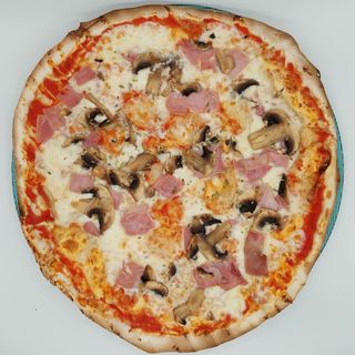 Pizza Prosciutto I Funghi 