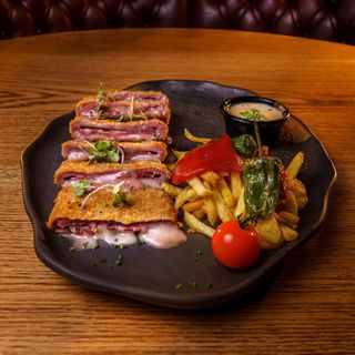 Cachopo De Ternera Asturiana Con Jamón Y Queso (Para dos)