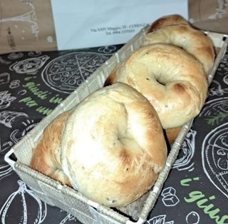Taralli morbidi salati