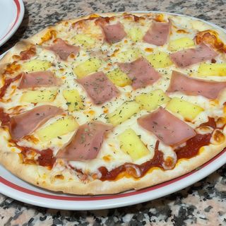 Pizza hawaiana (30 Cm.)
