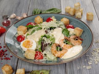 Салат «Цезар» з креветками (220g)