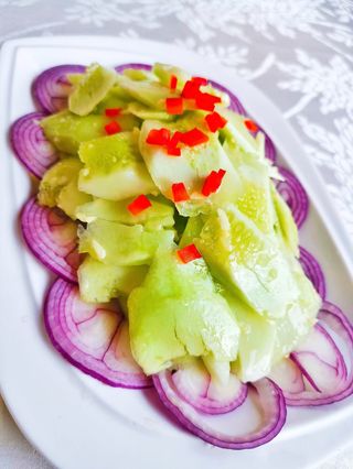 Cucumber With Garlic Salad