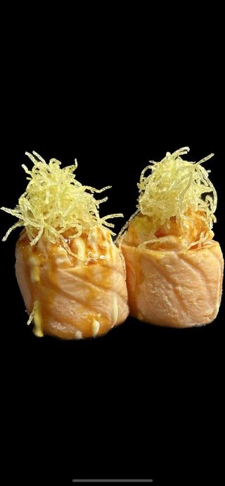 G3.GUANKAN SALMON FLAMBEADO 2U