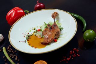 Rață cu sos de mango și anason