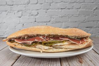 Bocadillo El Serranito