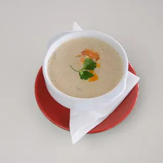 3-Sopa De Pollo Con Coco