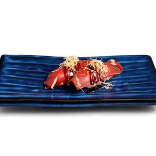 25.nigiri de jamon con mayonesa y fideo fritos 2u