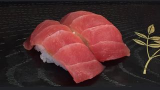 26. Nigiri Tekka Tuna (1 Ud.)