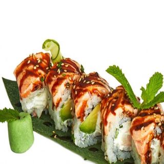 125. Aguacate queso salmon flameado 8 Pcs
