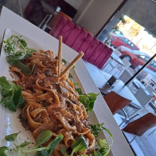 Fetucicini con salsa champiñones 