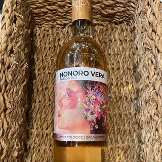 Vino Honoro Vera