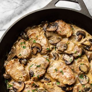 Свински медальони със сос от манатарки (450г)