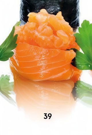 39. Gunkan spicy salmon 3 pezzi