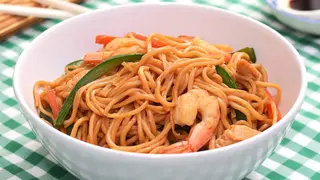 Fideos Chinos Con Tres Delicias
