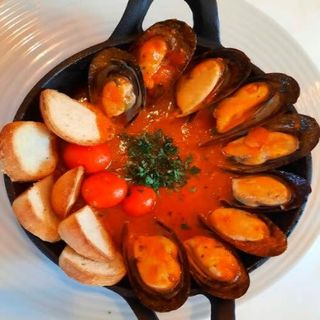 Cazuela de Mejilones a la Italiana 