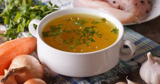 ქათმის ბულიონი