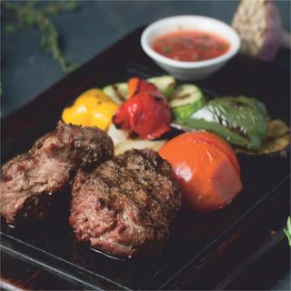 Медальоны из телятины