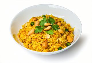 Orez curry și alune