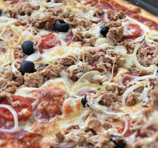 Pizza Atún (Familiar)