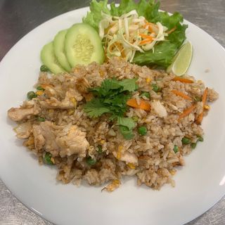 11. Khao Pad Gai
