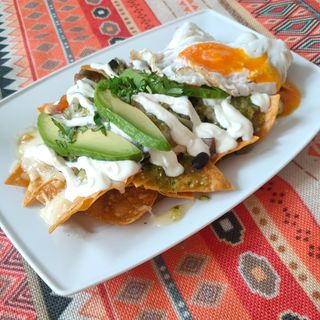 Chilaquiles de Huevo (vegetal)
