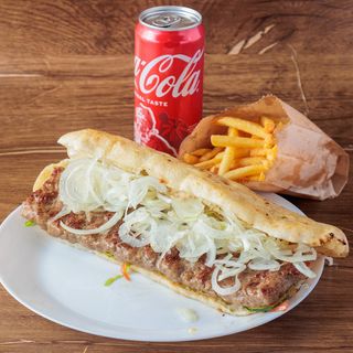Banjalučki šiš 180g + pomfrit 125g +Coca-Cola limenka 0.33l