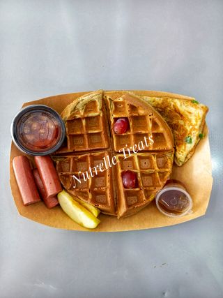 Waffles Combo