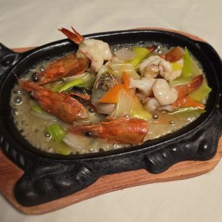 63 Gamberoni con verdure saltate alla piastra