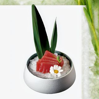 38.Sashimi tonno 6 pezzi