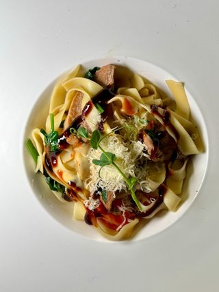 Паста з качиним філе