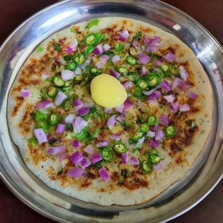 CHILLY UTTAPAM