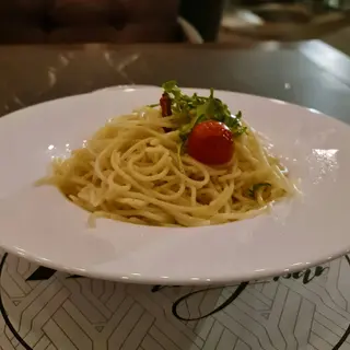Spagete Aglio e Olio