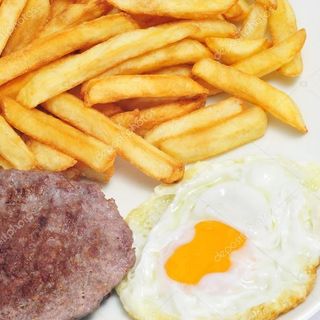 Hambúrguer no Prato