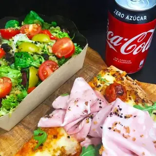 Menú 1: La Ensalada Originale+ Pinsa de mortadela trufada+bebida
