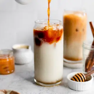 Honey Cinnamon Iced Latte 