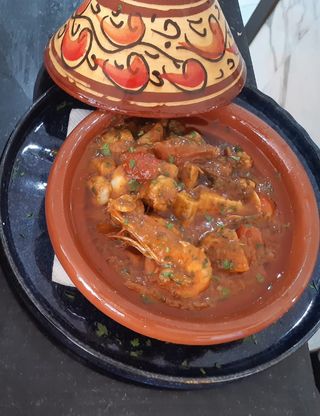 Tajin regamonte con salsa de tomate