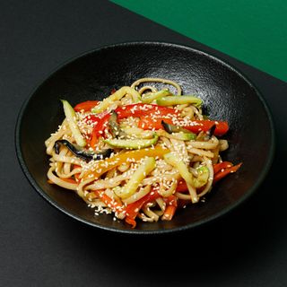 Ուդոն բանջարեղենով