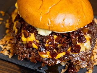 Smash pulled con patatas caseras