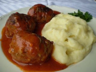 Ćufte u paradajz sosu