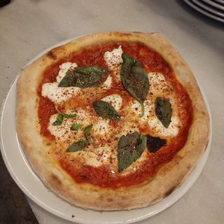 Auténtica Margarita con mozarella de Búfala 